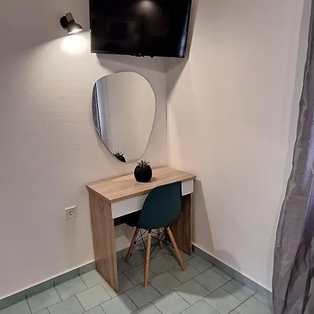 Gregory-vassilis Apartment